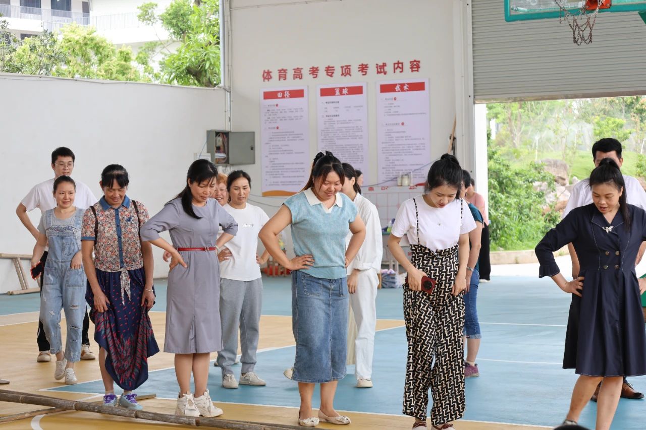 我校举行“五一”国际劳动节教职工游园活动 丨 雷速体育,雷速(中国)